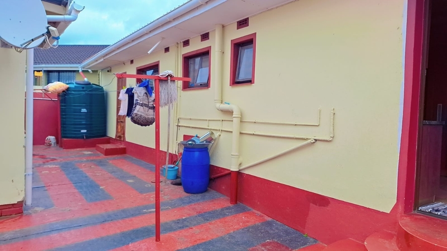 2 Bedroom Property for Sale in Mdantsane Nu 17 Eastern Cape